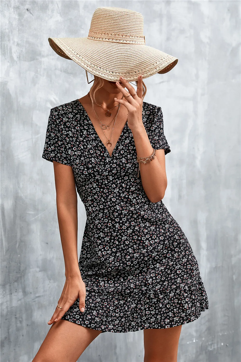 Ditsy Floral V-Neck Short Sleeve Dress