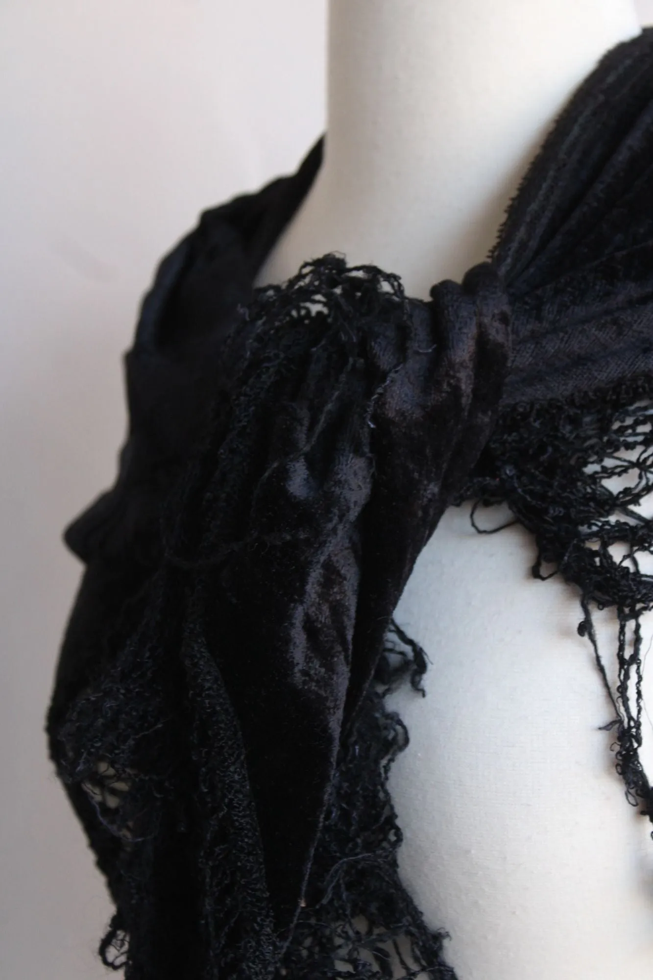 Vintage 1980s Black Velvet Shawl with Fringe Trim