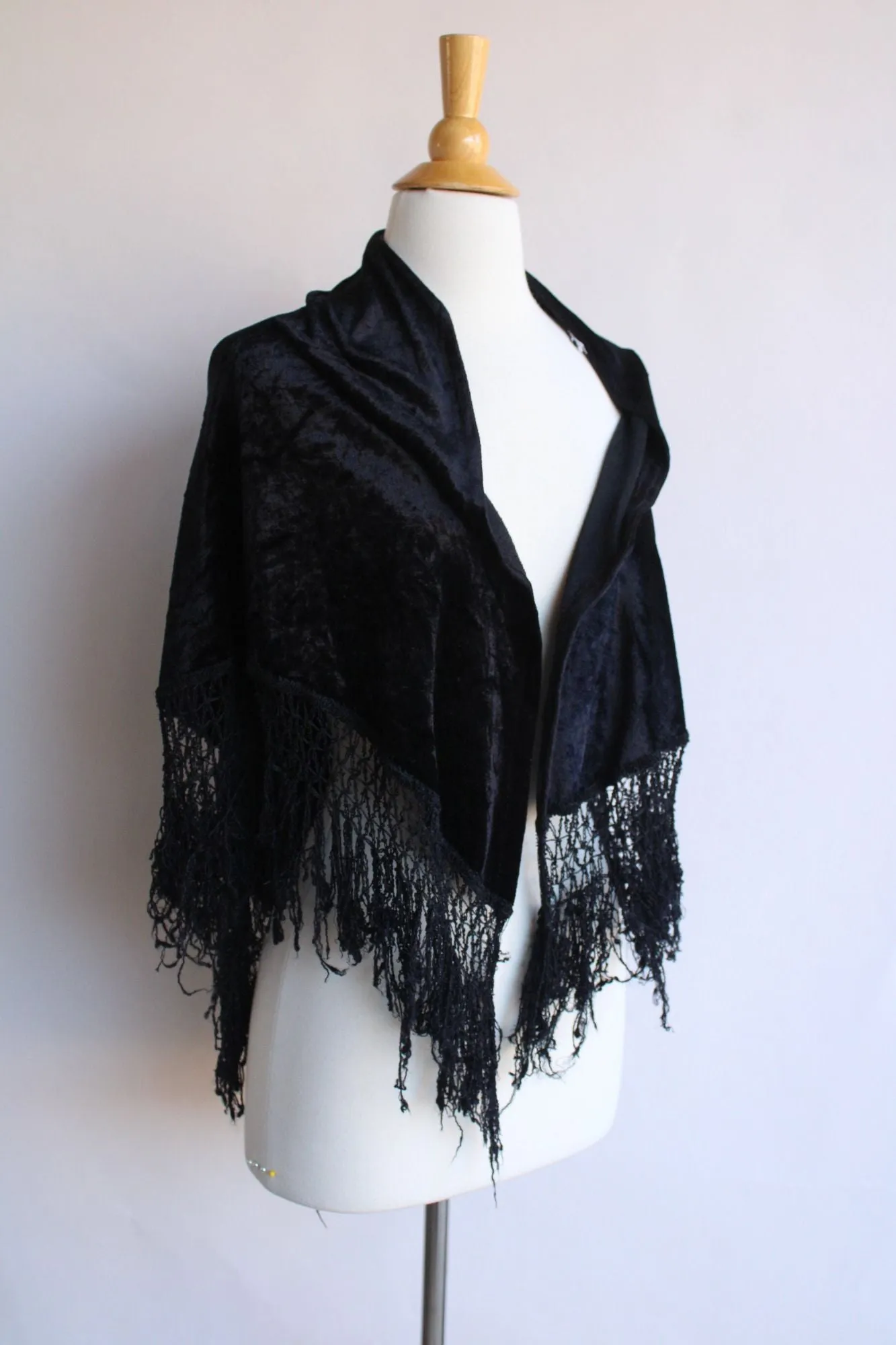 Vintage 1980s Black Velvet Shawl with Fringe Trim